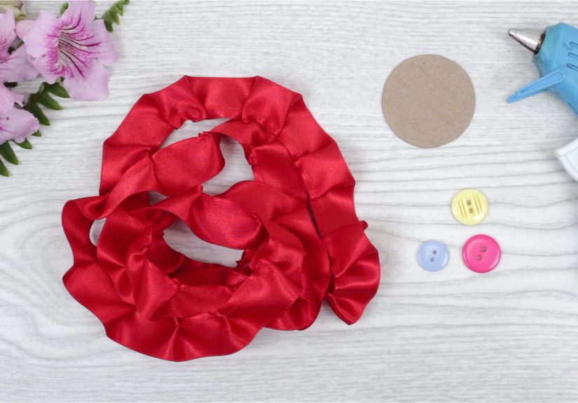 4 Easy Ways to Make Satin Ribbon Flowers: DIY Tutorials