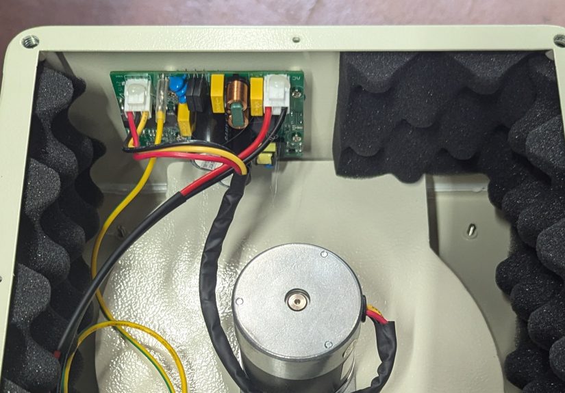 Solder Smarts: Hands-Free Fume Extractor Hack