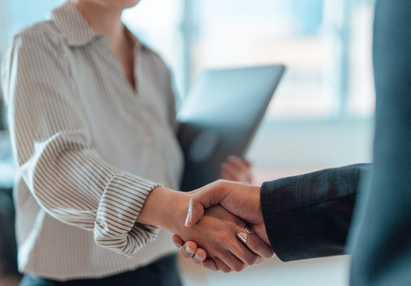 9 Office Etiquette Mistakes to Avoid at All Costs