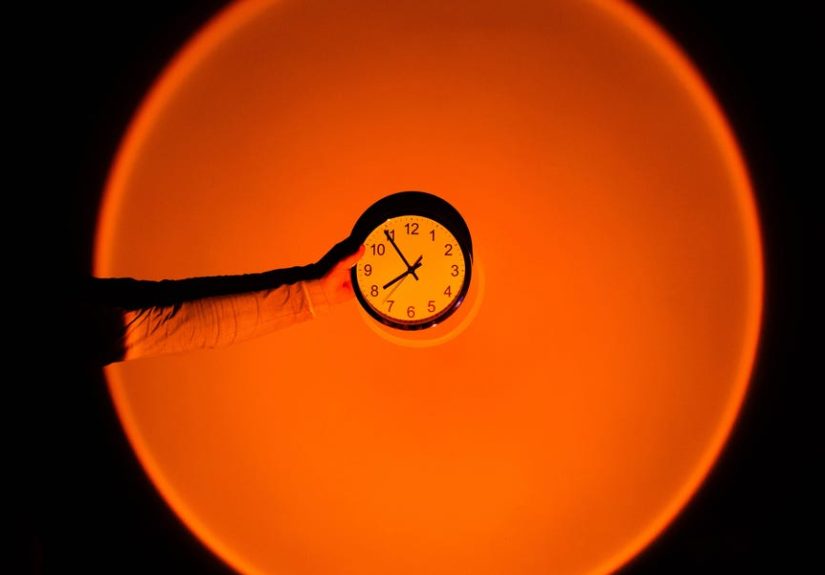 Synchronizing Your Circadian Clocks May Slow the Aging Process