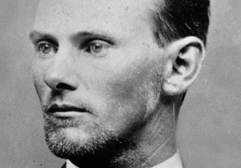 Top 10 People Rumored To Be Alive After Death