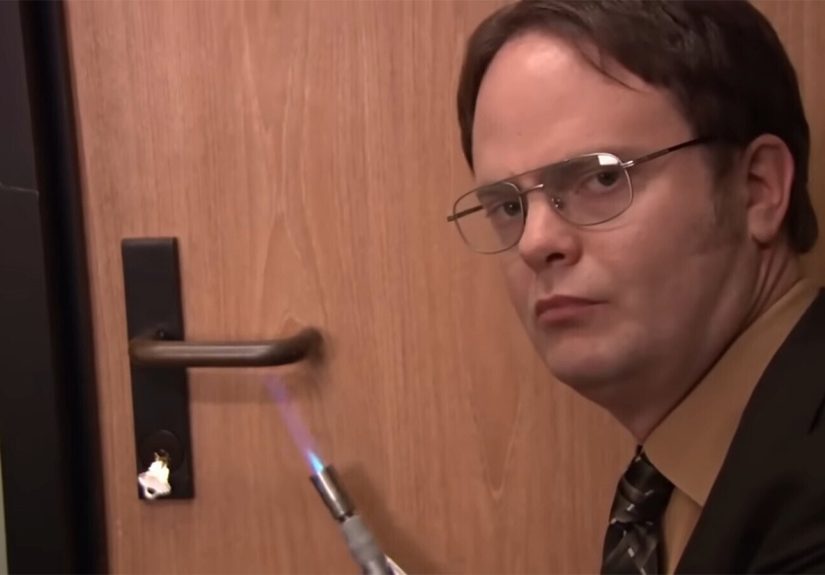 22 of the Funniest Moments in TV History