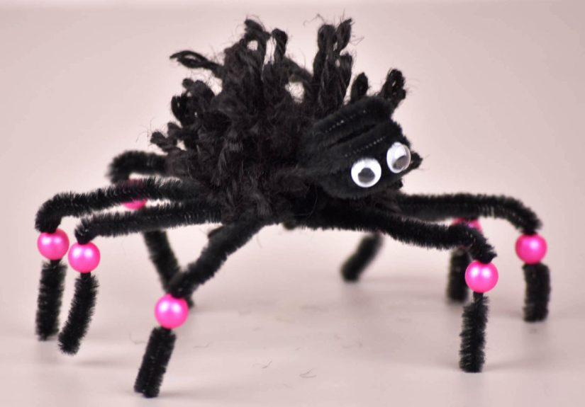 How to Make Spiders Out of Pipe Cleaners: 11 Steps